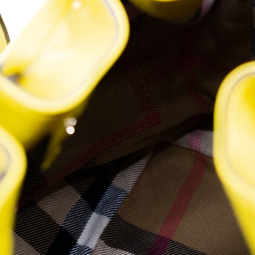 ✨SOLD✨ Burberry Neon Bucket Bag - Picture 9 of 9
